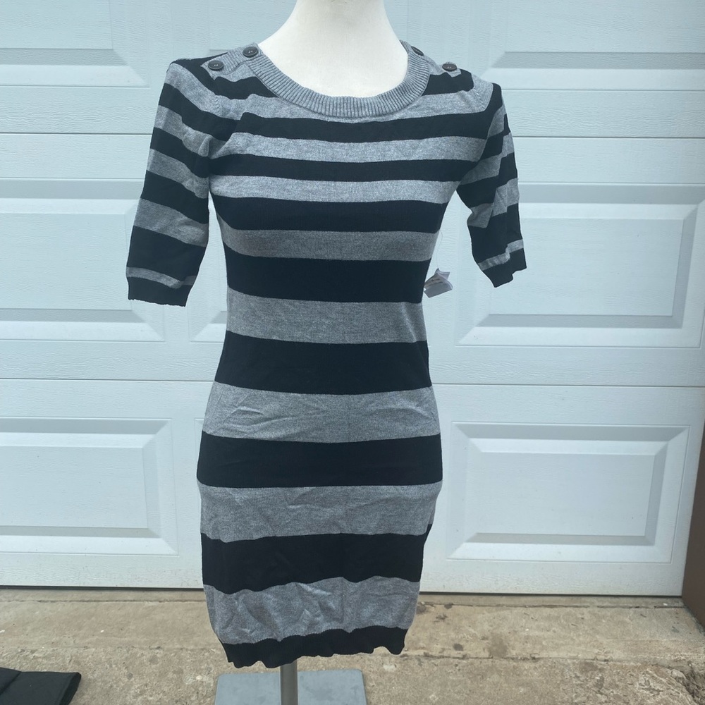 NWT Body central tunic dress size small
